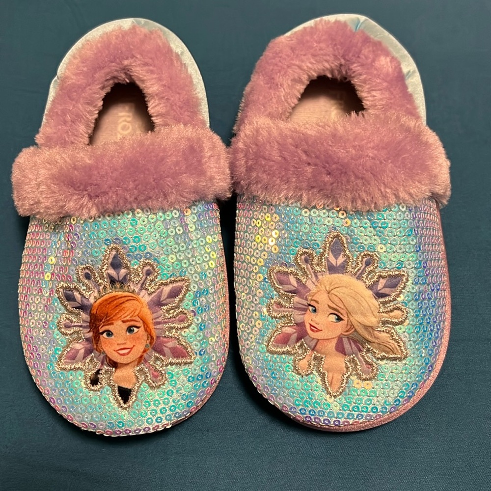 Frozen Girls House Slippers Size 11-12